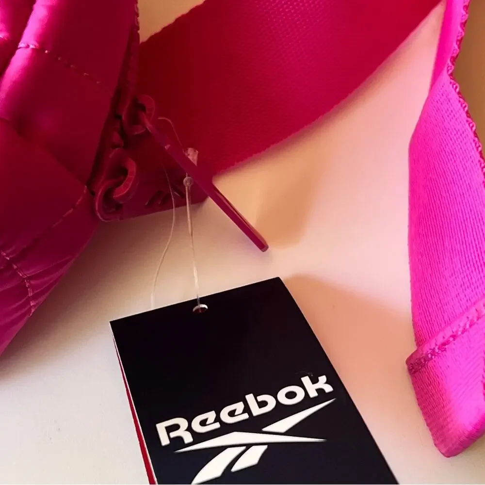 Reebok Trendy Fashionable Quilted Lightweight  Pink Fanny Pack Case Sz 1.6 L NWT